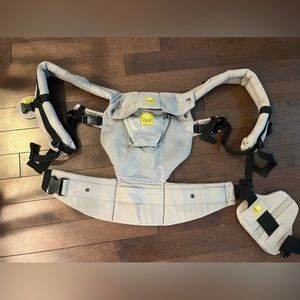 LILLEbaby Complete Airflow Grey